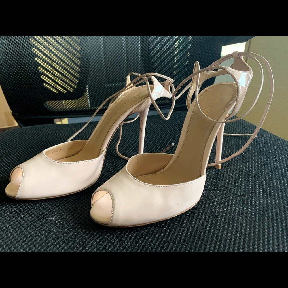 Gianvito Rossi Heels